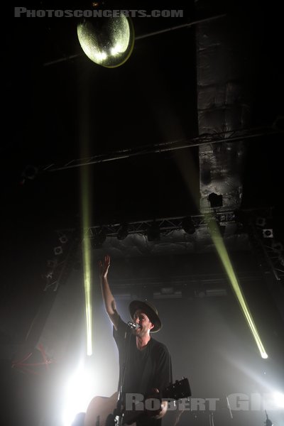 THE VEILS - 2023-06-12 - PARIS - Petit Bain - Finn Andrews